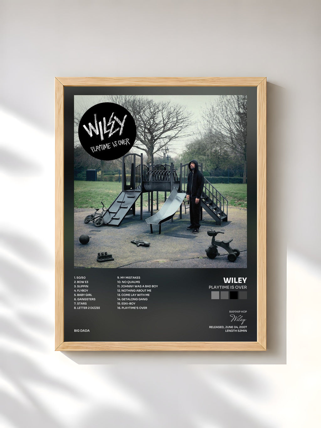 #bois Tableau de l'album Playtime Is Over de Wiley, cadre en bois brut, imprimé et encadré en France
