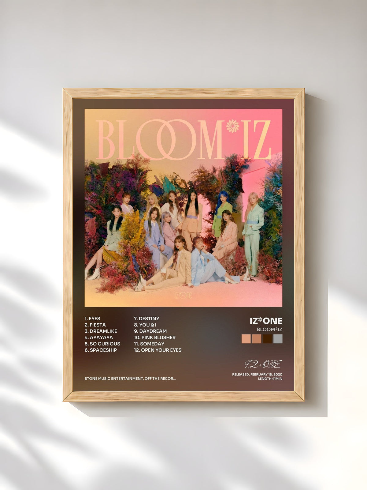#bois Tableau de l'album BLOOM*IZ de IZ*ONE, cadre en bois brut, imprimé et encadré en France