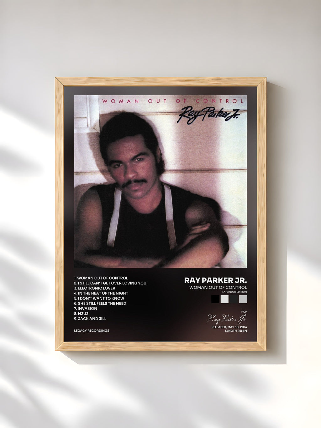 #bois Tableau de l'album Woman Out of Control (Expanded Edition) de Ray Parker Jr., cadre en bois brut, imprimé et encadré en France