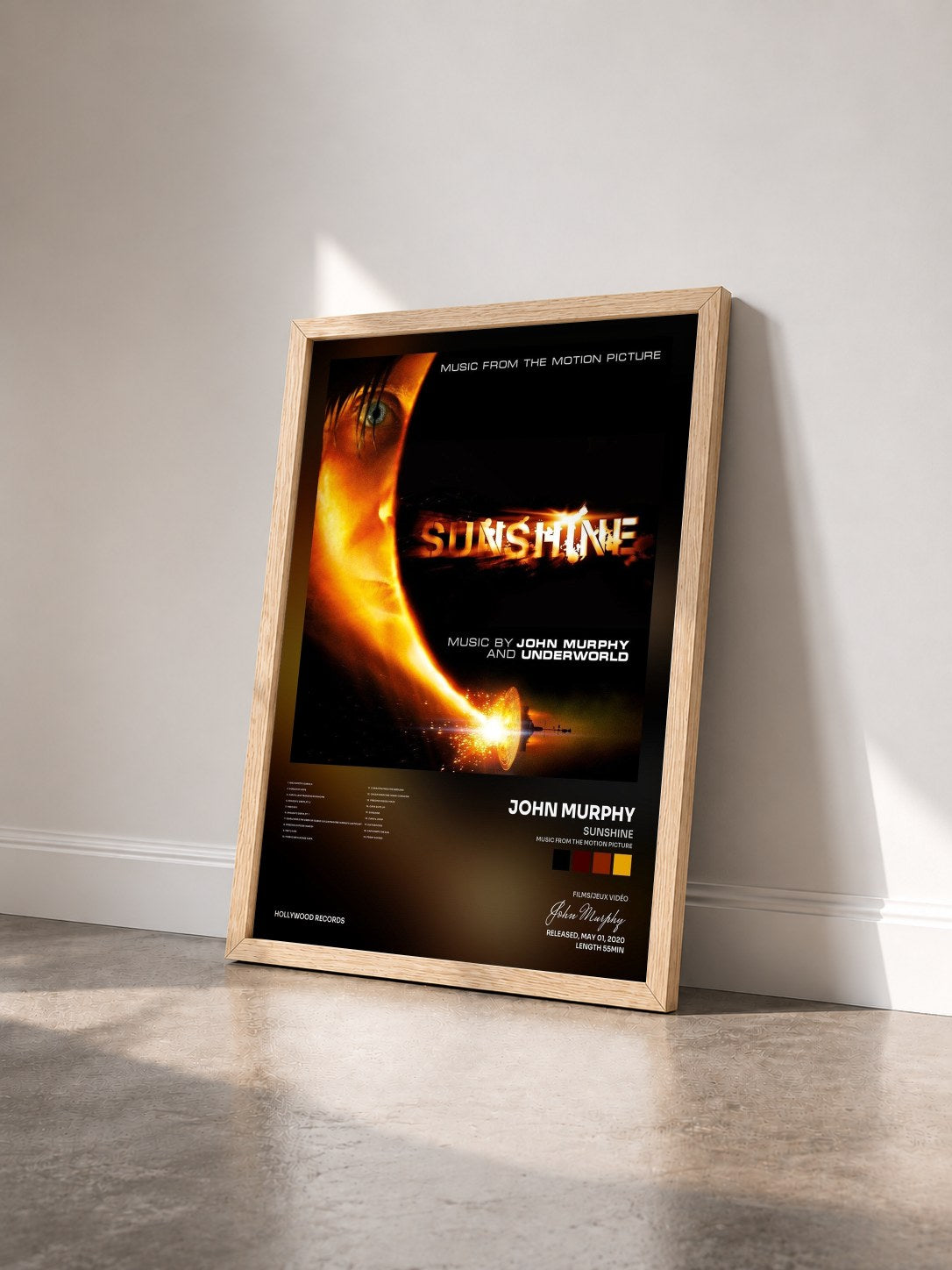 #bois Tableau de l'album Sunshine (Music from the Motion Picture) de John Murphy vu de trois quarts, cadre en bois brut