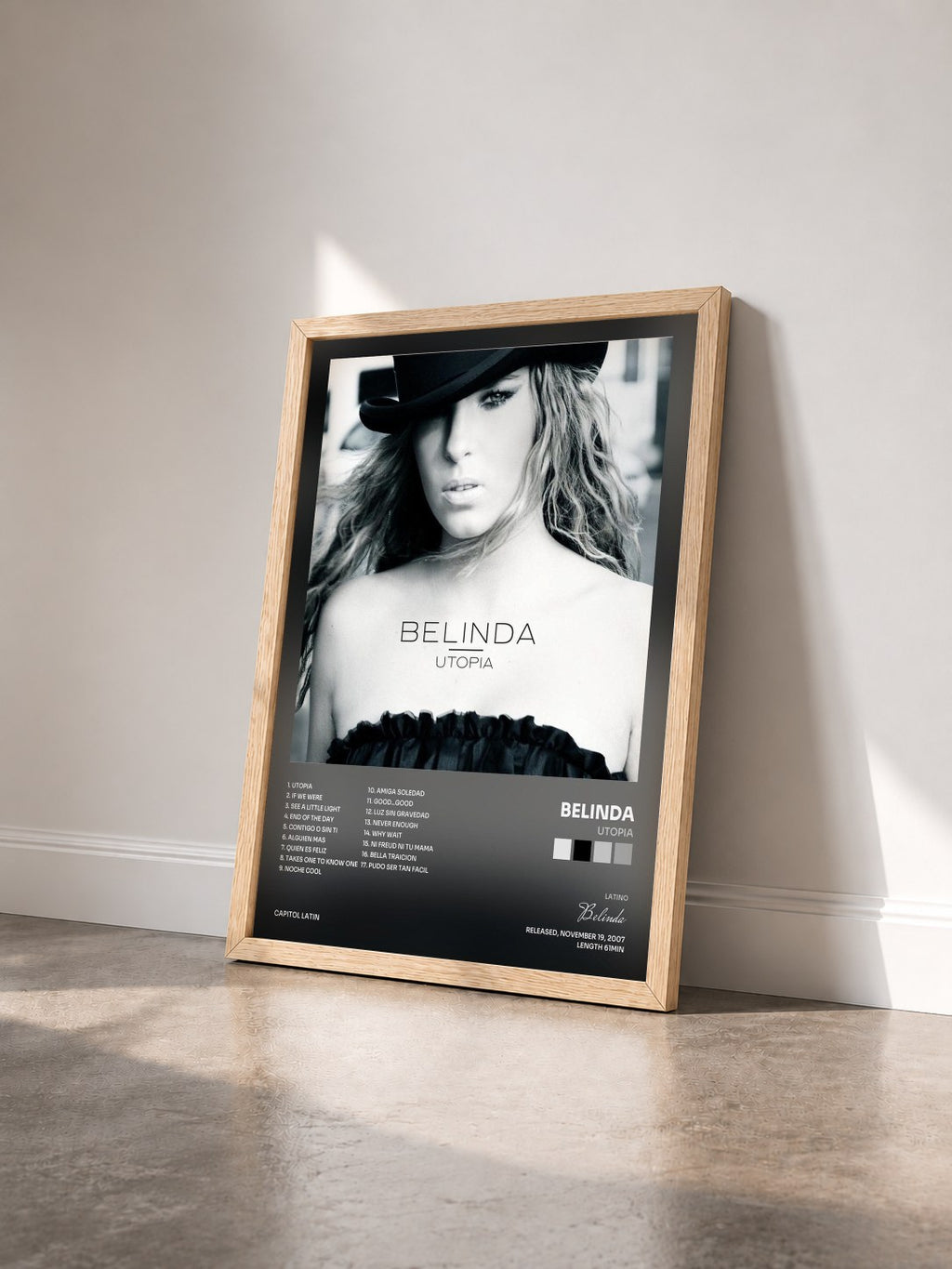 #bois Tableau de l'album Utopia de Belinda vu de trois quarts, cadre en bois brut