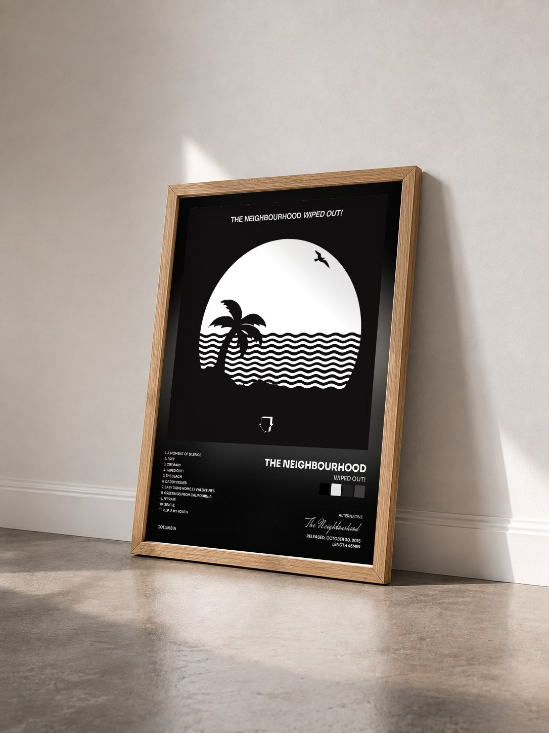 #bois Tableau de l'album Wiped Out! de The Neighbourhood vu de trois quarts, cadre en bois brut