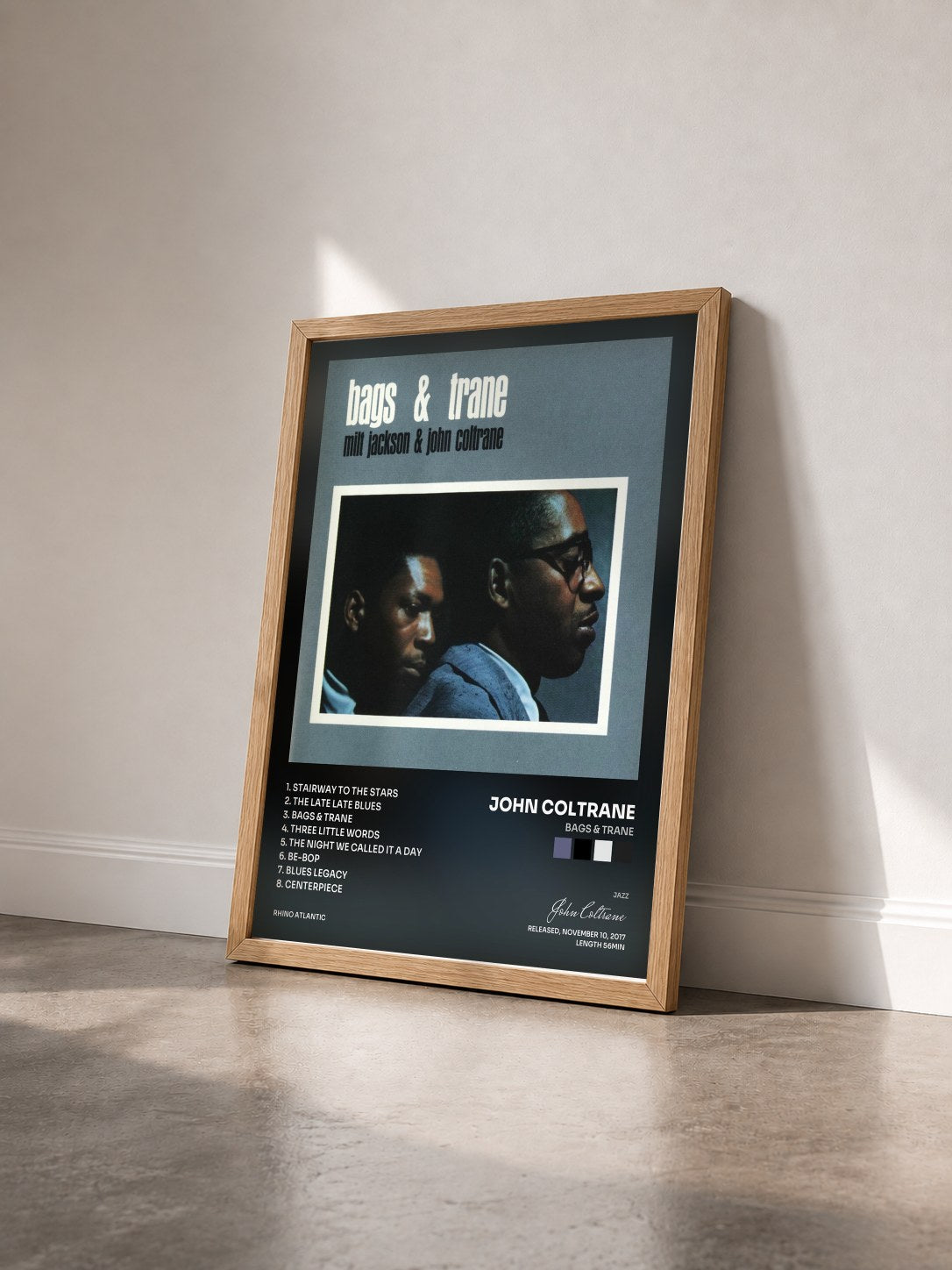 #bois Tableau de l'album Bags & Trane de John Coltrane vu de trois quarts, cadre en bois brut