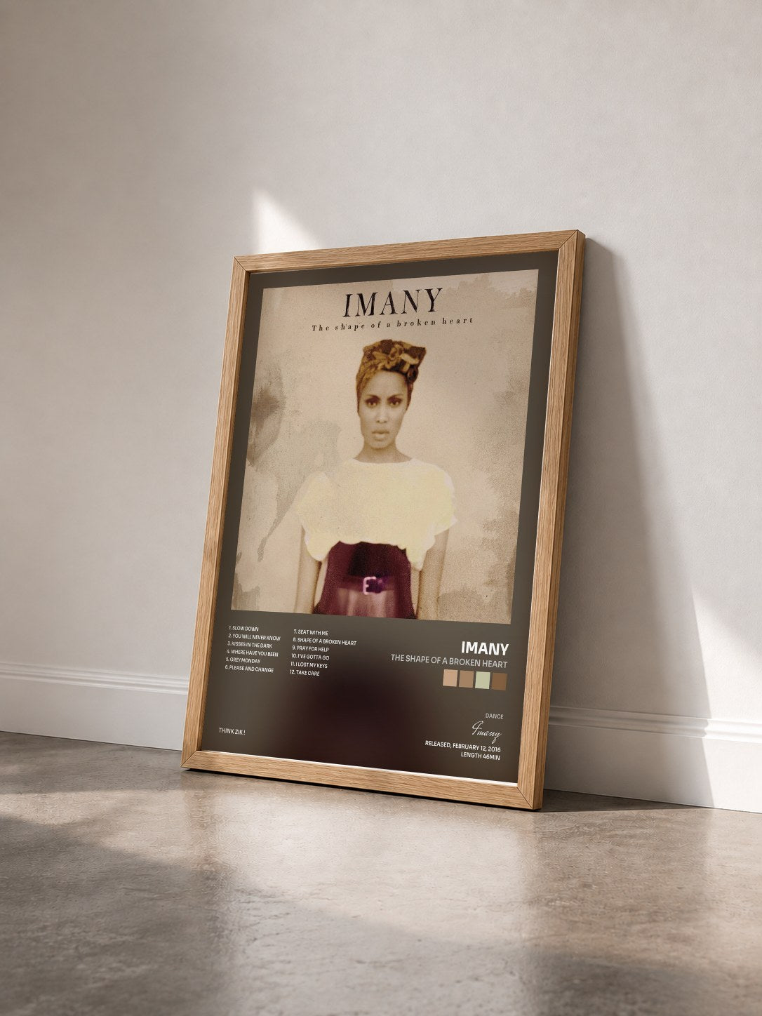 #bois Tableau de l'album The Shape of a Broken Heart de Imany vu de trois quarts, cadre en bois brut