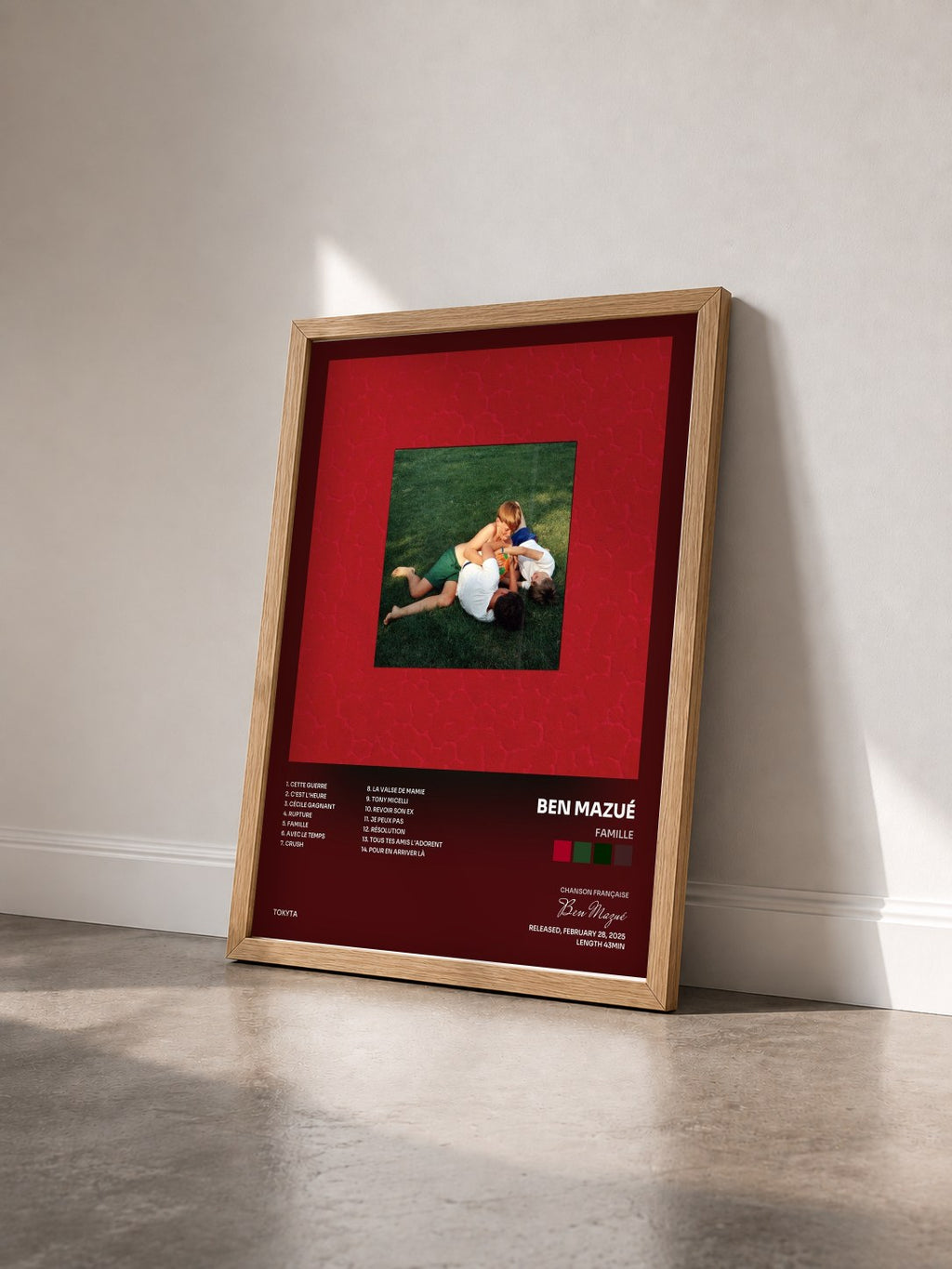 #bois Tableau de l'album Famille de Ben Mazué vu de trois quarts, cadre en bois brut