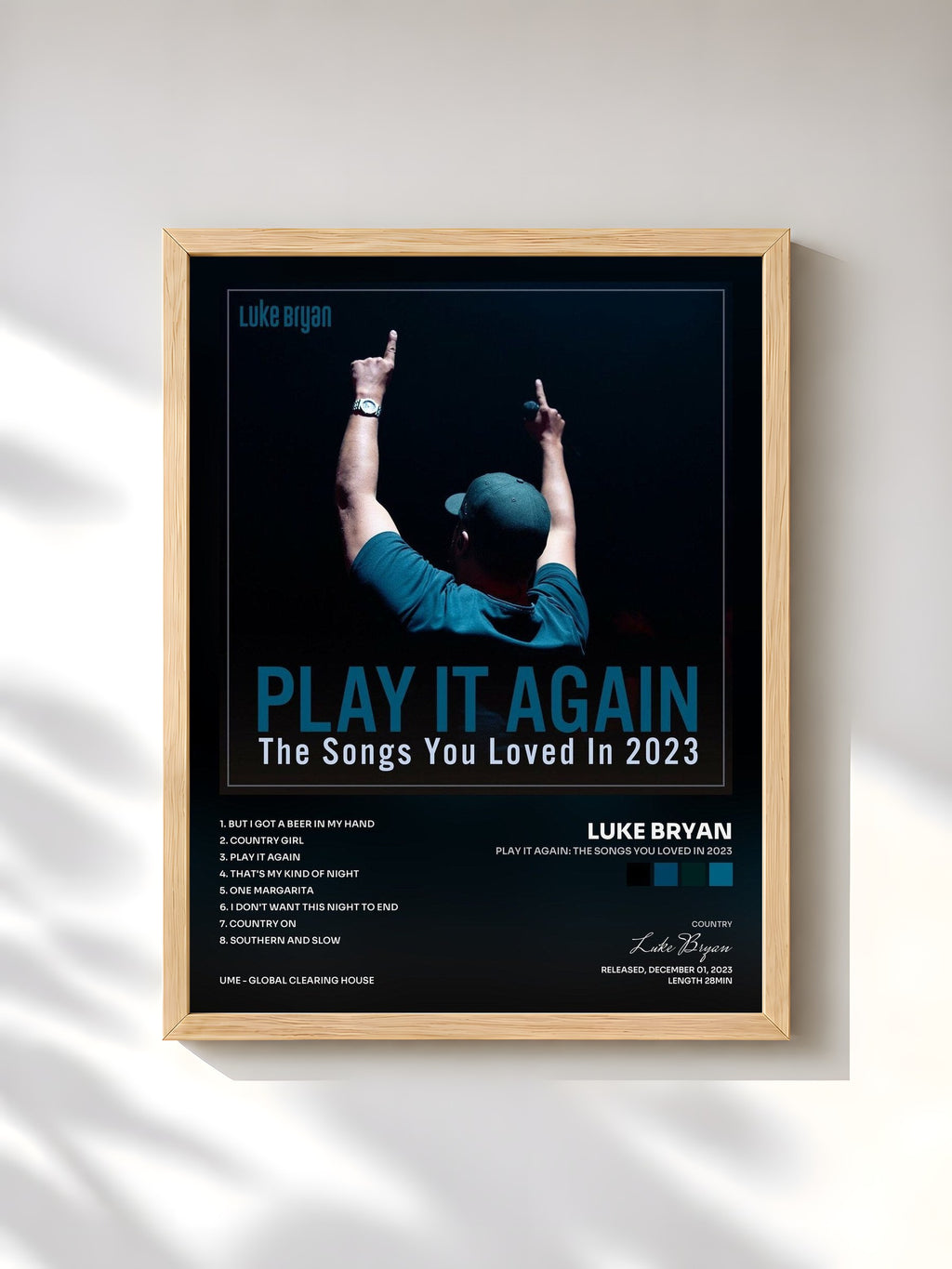 #bois Tableau de l'album Play It Again: The Songs You Loved In 2023 de Luke Bryan, cadre en bois brut, imprimé et encadré en France