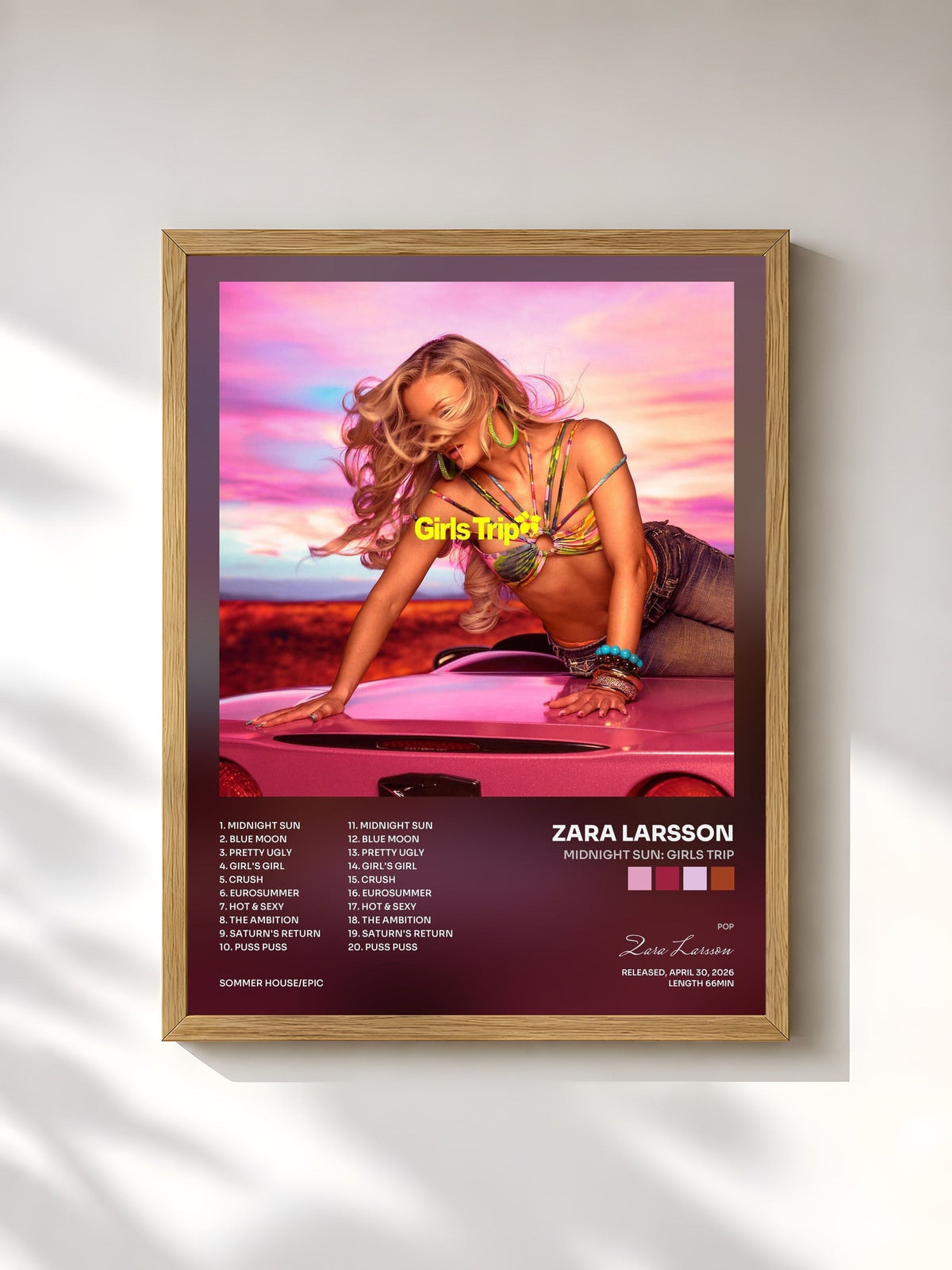 #bois Tableau de l'album Midnight Sun: Girls Trip de Zara Larsson, cadre en bois brut, imprimé et encadré en France