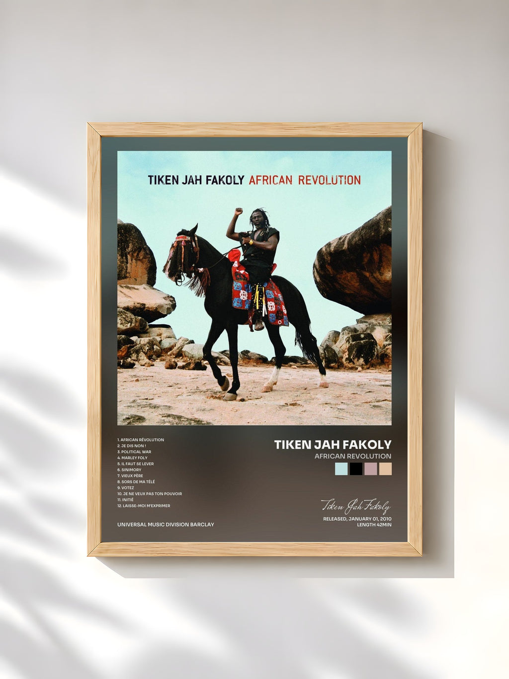 #bois Tableau de l'album African Revolution de Tiken Jah Fakoly, cadre en bois brut, imprimé et encadré en France