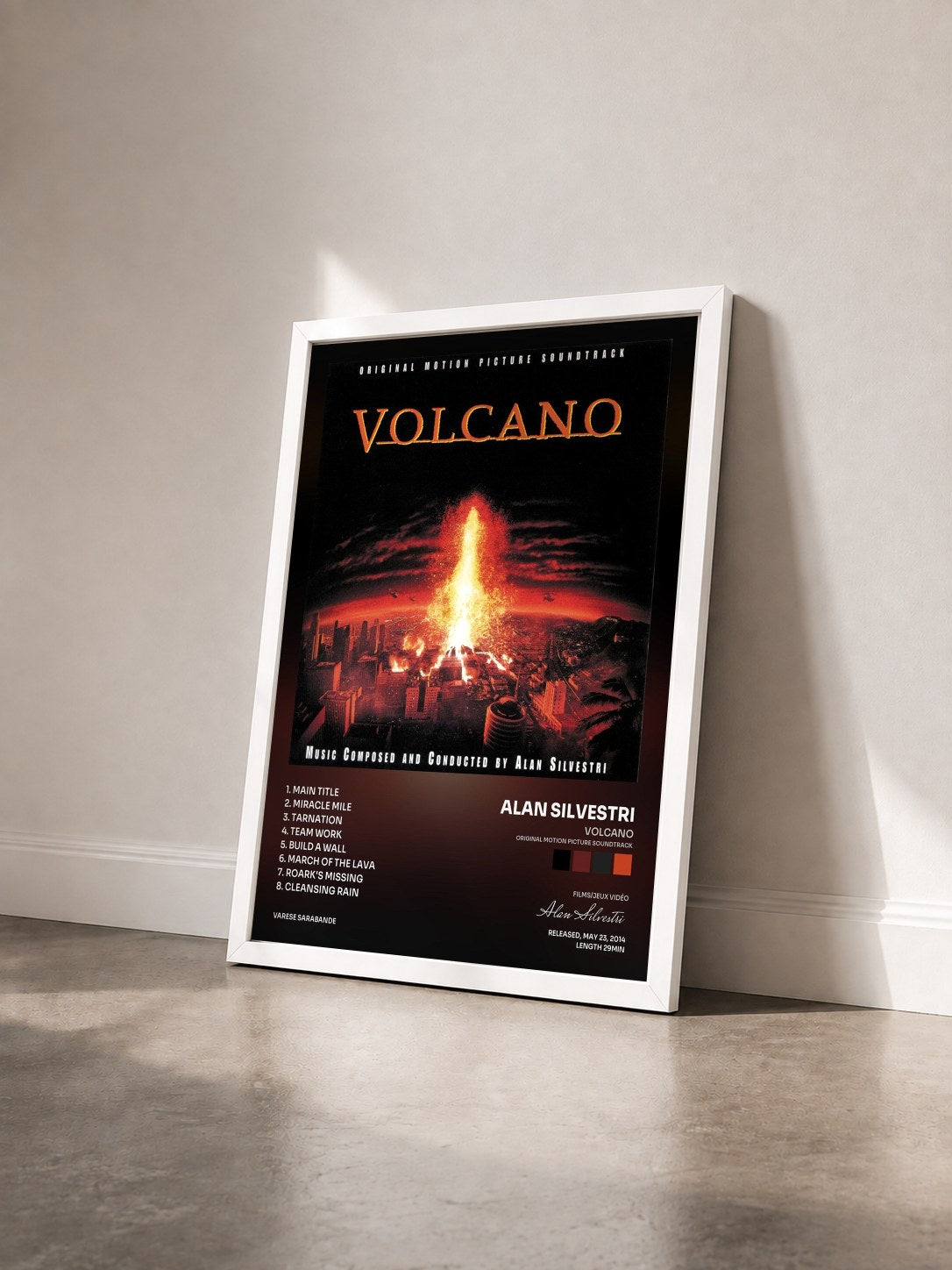 #blanc Tableau de l'album Volcano (Original Motion Picture Soundtrack) de Alan Silvestri vu de trois quarts, cadre blanc
