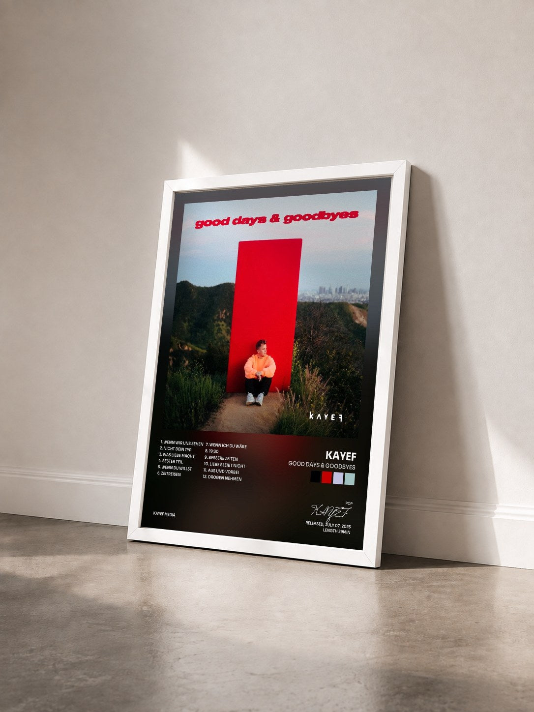 #blanc Tableau de l'album GOOD DAYS & GOODBYES de KAYEF vu de trois quarts, cadre blanc