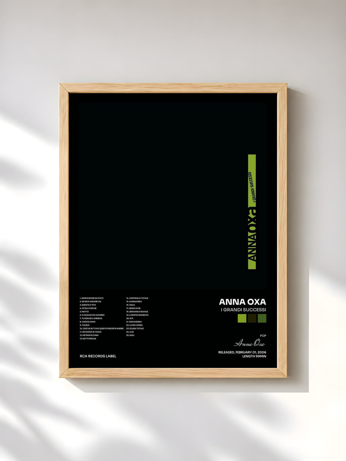 #bois Tableau de l'album I Grandi Successi de Anna Oxa, cadre en bois brut, imprimé et encadré en France