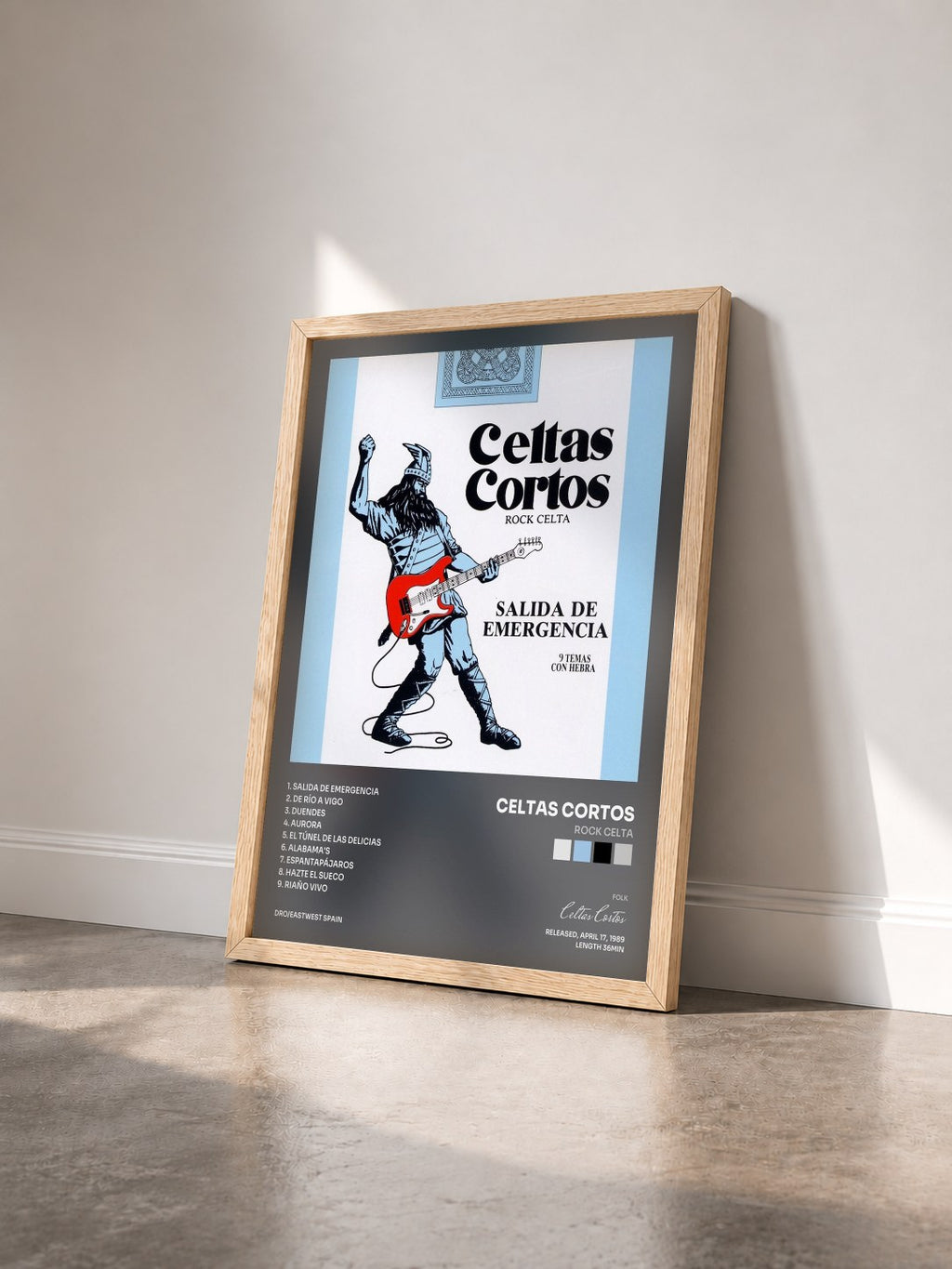 #bois Tableau de l'album Rock Celta de Celtas Cortos vu de trois quarts, cadre en bois brut