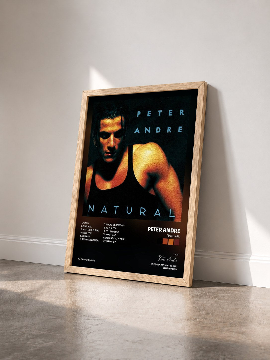 #bois Tableau de l'album Natural de Peter Andre vu de trois quarts, cadre en bois brut