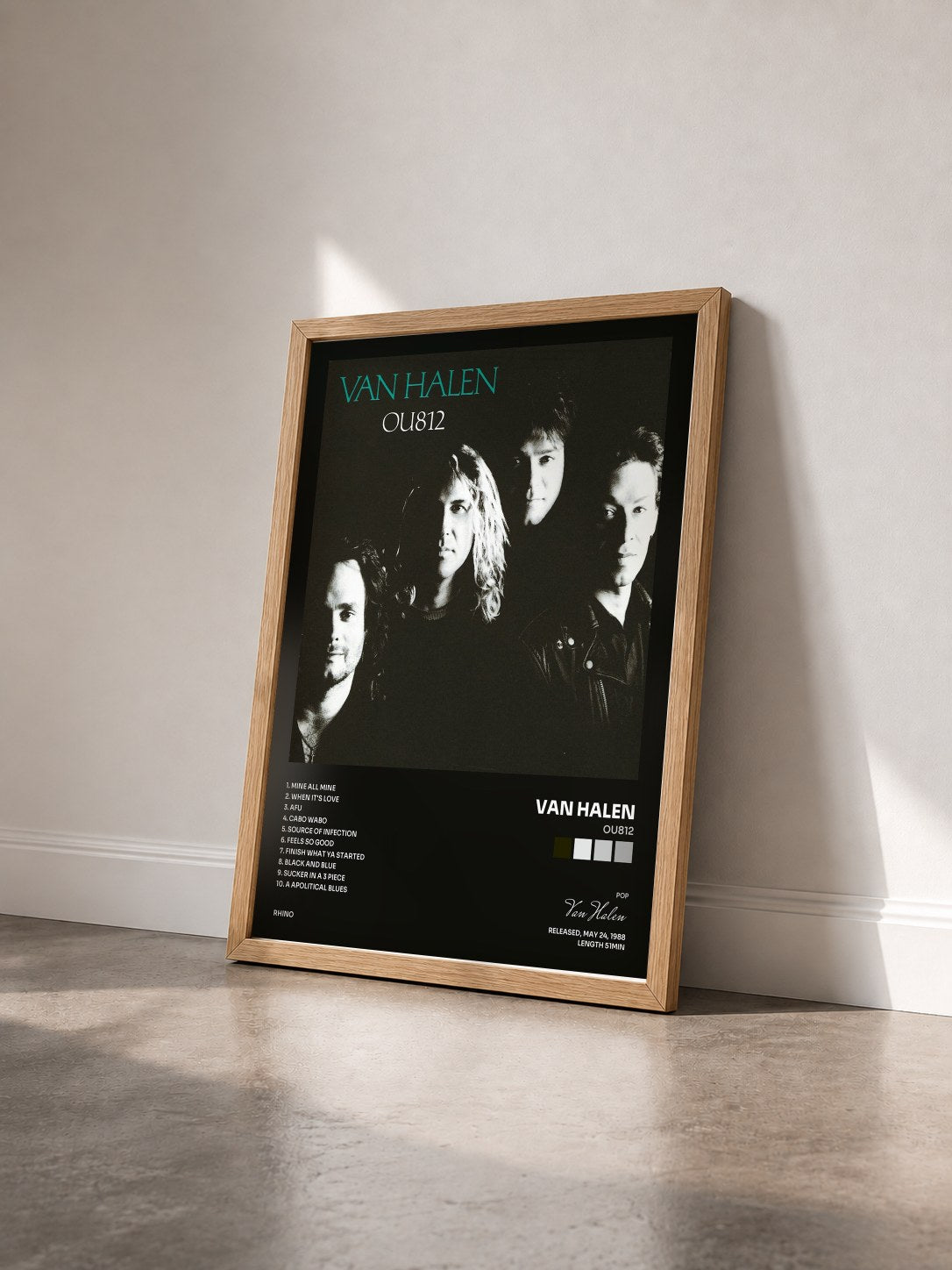 #bois Tableau de l'album OU812 de Van Halen vu de trois quarts, cadre en bois brut