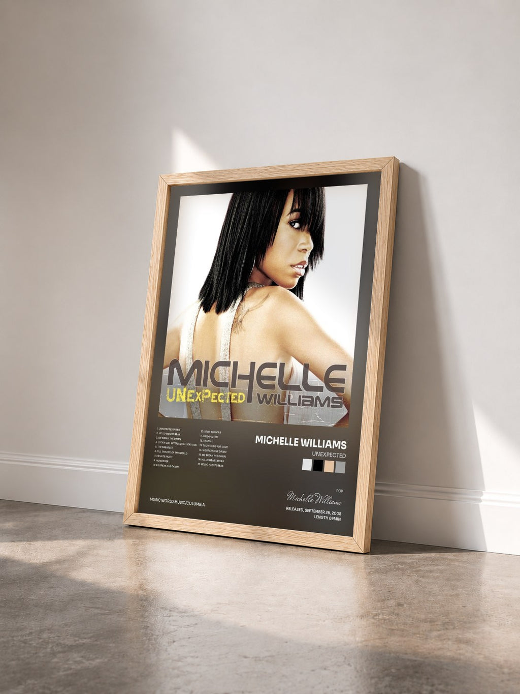 #bois Tableau de l'album Unexpected de Michelle Williams vu de trois quarts, cadre en bois brut