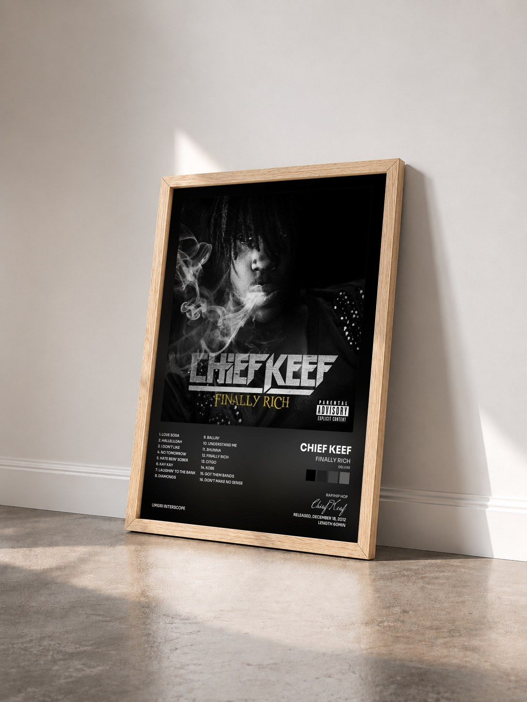 #bois Tableau de l'album Finally Rich (Deluxe) de Chief Keef vu de trois quarts, cadre en bois brut