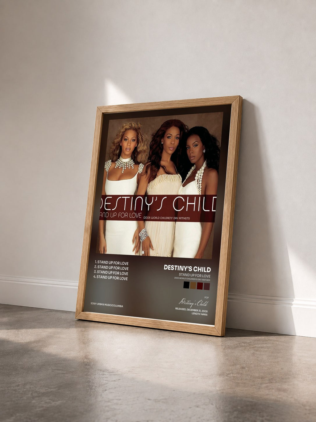 #bois Tableau de l'album Stand Up For Love (2005 World Children's Day Anthem) de Destiny's Child vu de trois quarts, cadre en bois brut