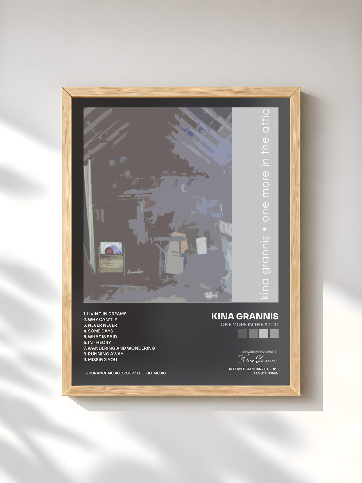 #bois Tableau de l'album One More In the Attic de Kina Grannis, cadre en bois brut, imprimé et encadré en France