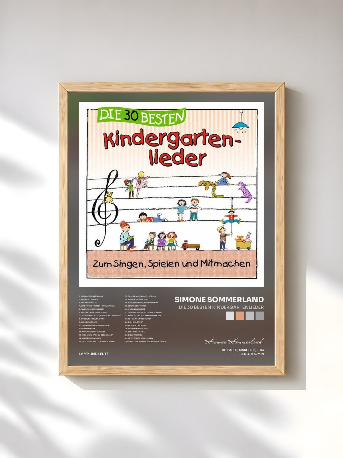 #bois Tableau de l'album Die 30 besten Kindergartenlieder de Simone Sommerland, cadre en bois brut, imprimé et encadré en France