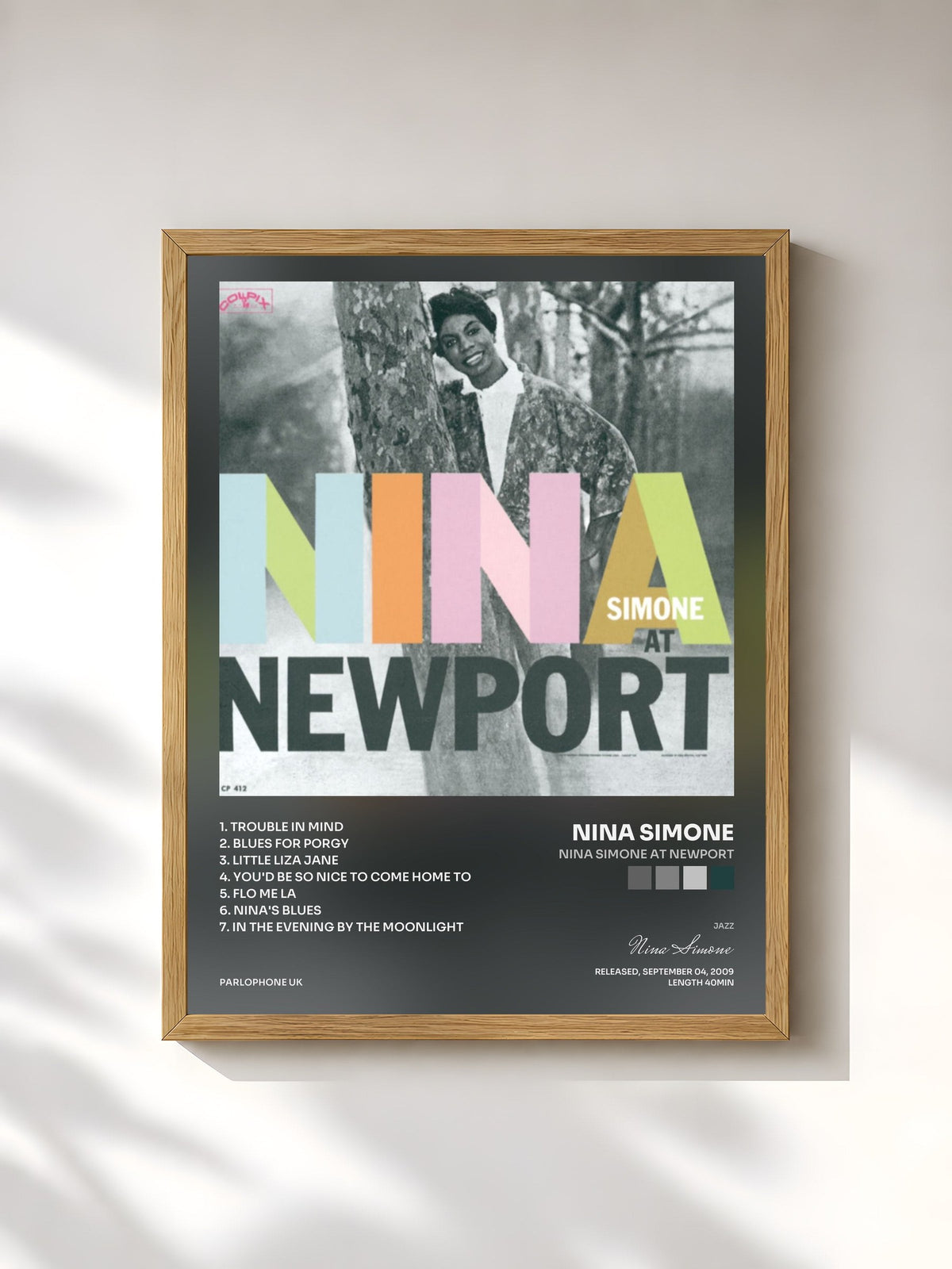 #bois Tableau de l'album Nina Simone at Newport de Nina Simone, cadre en bois brut, imprimé et encadré en France