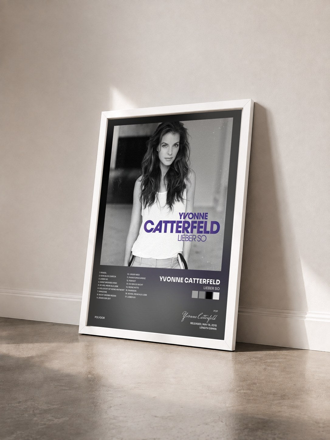 #blanc Tableau de l'album Lieber so de Yvonne Catterfeld vu de trois quarts, cadre blanc