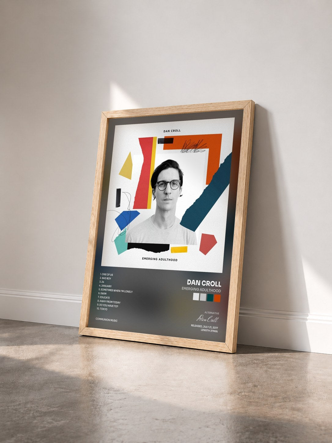 #bois Tableau de l'album Emerging Adulthood de Dan Croll vu de trois quarts, cadre en bois brut