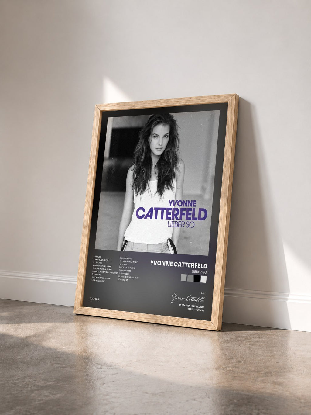 #bois Tableau de l'album Lieber so de Yvonne Catterfeld vu de trois quarts, cadre en bois brut