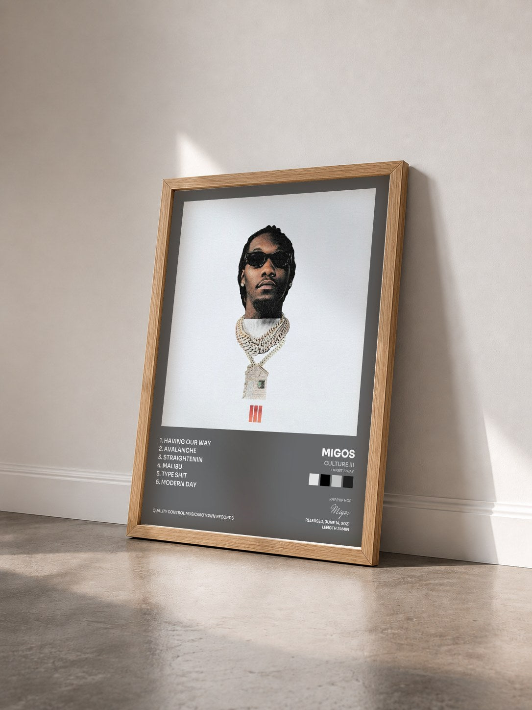 #bois Tableau de l'album Culture III (Offset's Way) de Migos vu de trois quarts, cadre en bois brut