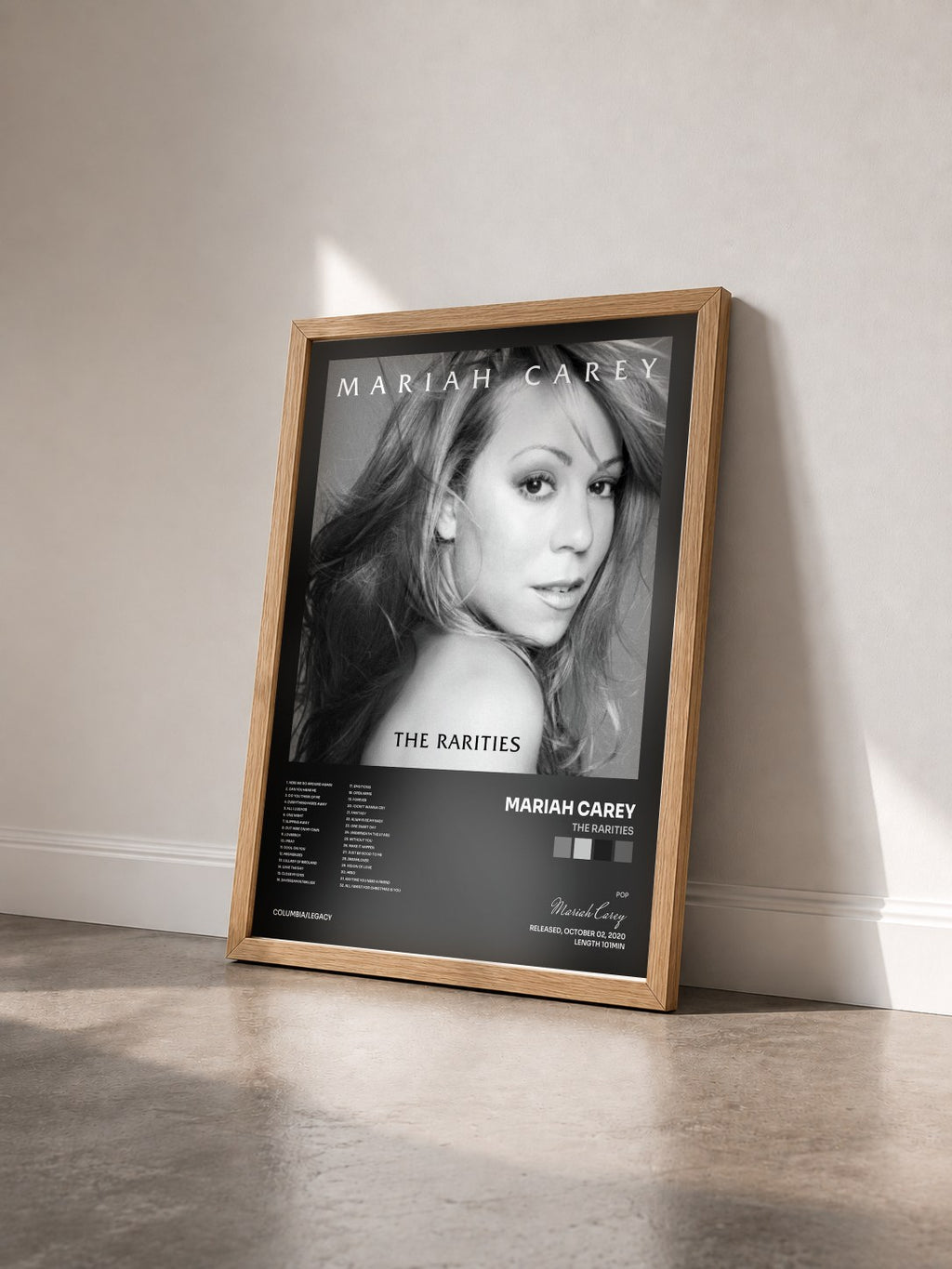 #bois Tableau de l'album The Rarities de Mariah Carey vu de trois quarts, cadre en bois brut