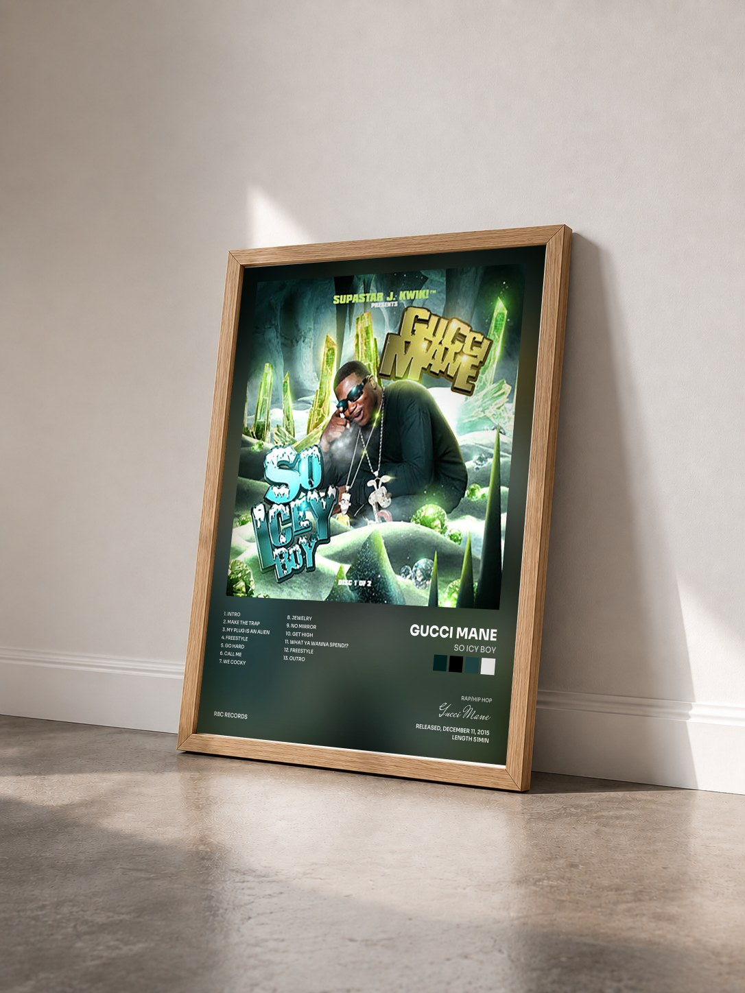 #bois Tableau de l'album So Icy Boy de Gucci Mane vu de trois quarts, cadre en bois brut
