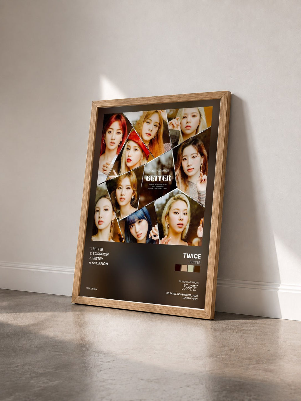 #bois Tableau de l'album BETTER de TWICE vu de trois quarts, cadre en bois brut