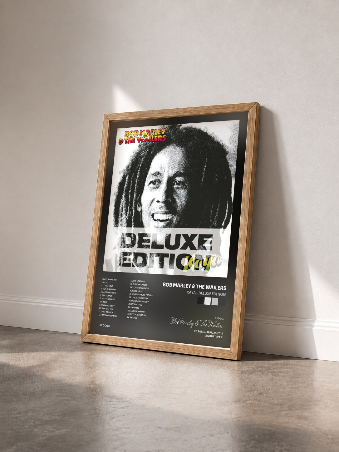 #bois Tableau de l'album Kaya - Deluxe Edition de Bob Marley & The Wailers vu de trois quarts, cadre en bois brut