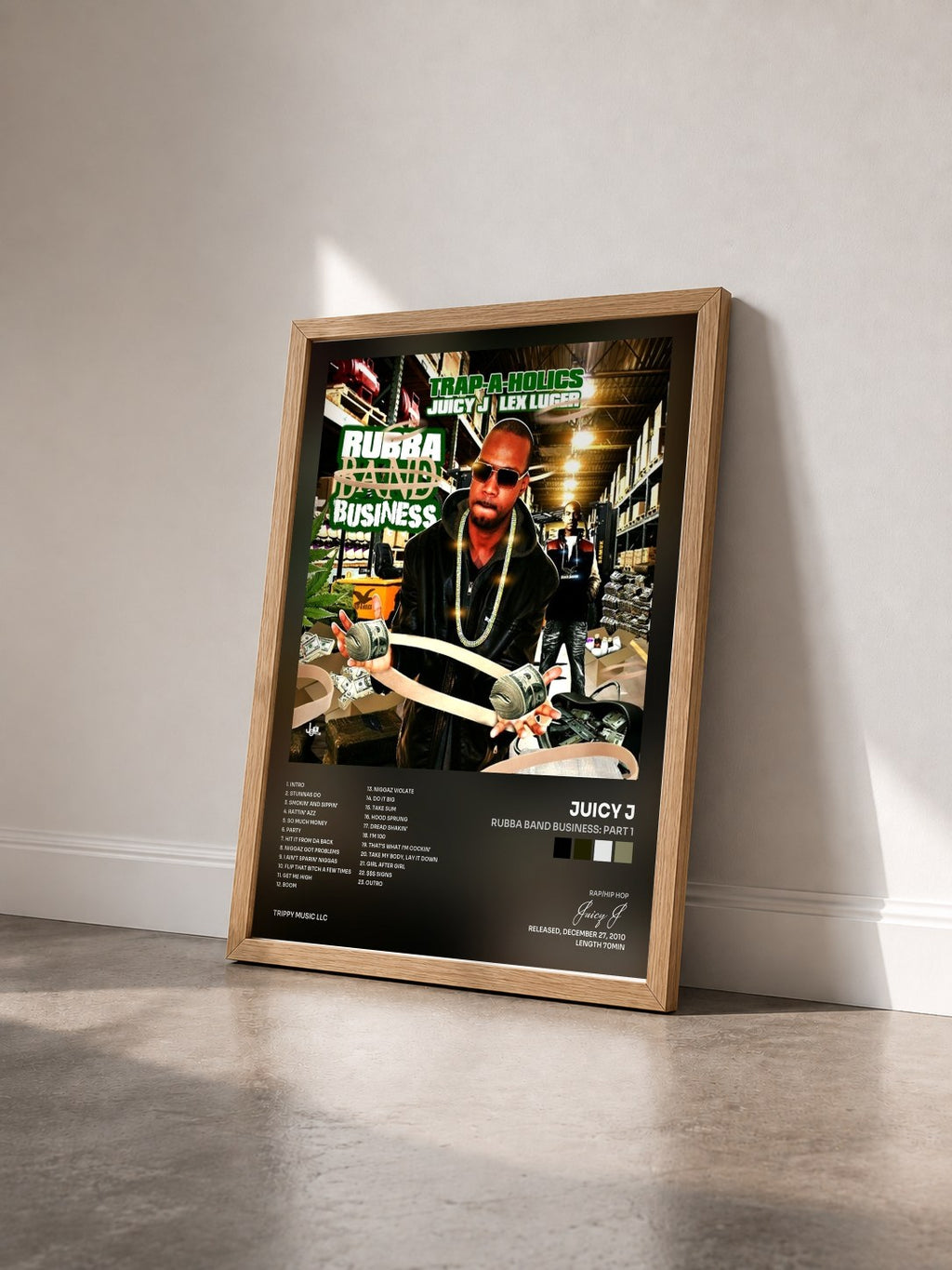 #bois Tableau de l'album Rubba Band Business: Part 1 de Juicy J vu de trois quarts, cadre en bois brut