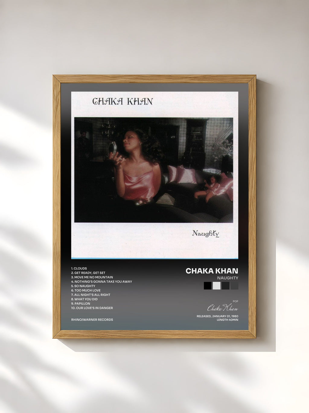 #bois Tableau de l'album Naughty de Chaka Khan, cadre en bois brut, imprimé et encadré en France
