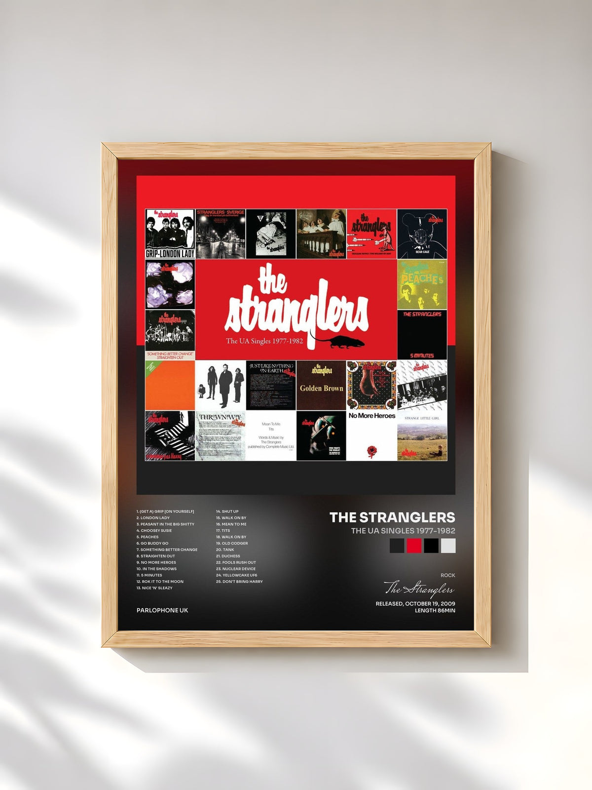 #bois Tableau de l'album The UA Singles 1977-1982 de The Stranglers, cadre en bois brut, imprimé et encadré en France
