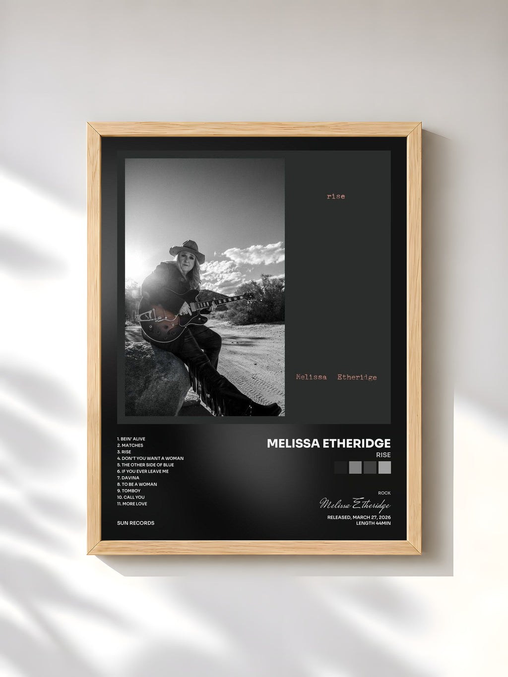 #bois Tableau de l'album Rise de Melissa Etheridge, cadre en bois brut, imprimé et encadré en France
