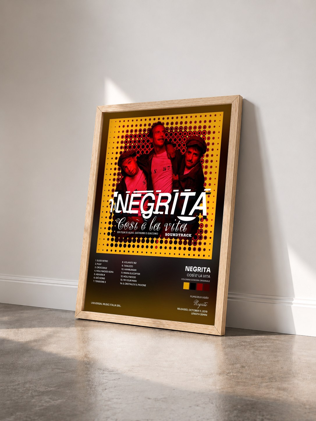 #bois Tableau de l'album Così E' La Vita (Colonna Sonora Originale) de Negrita vu de trois quarts, cadre en bois brut