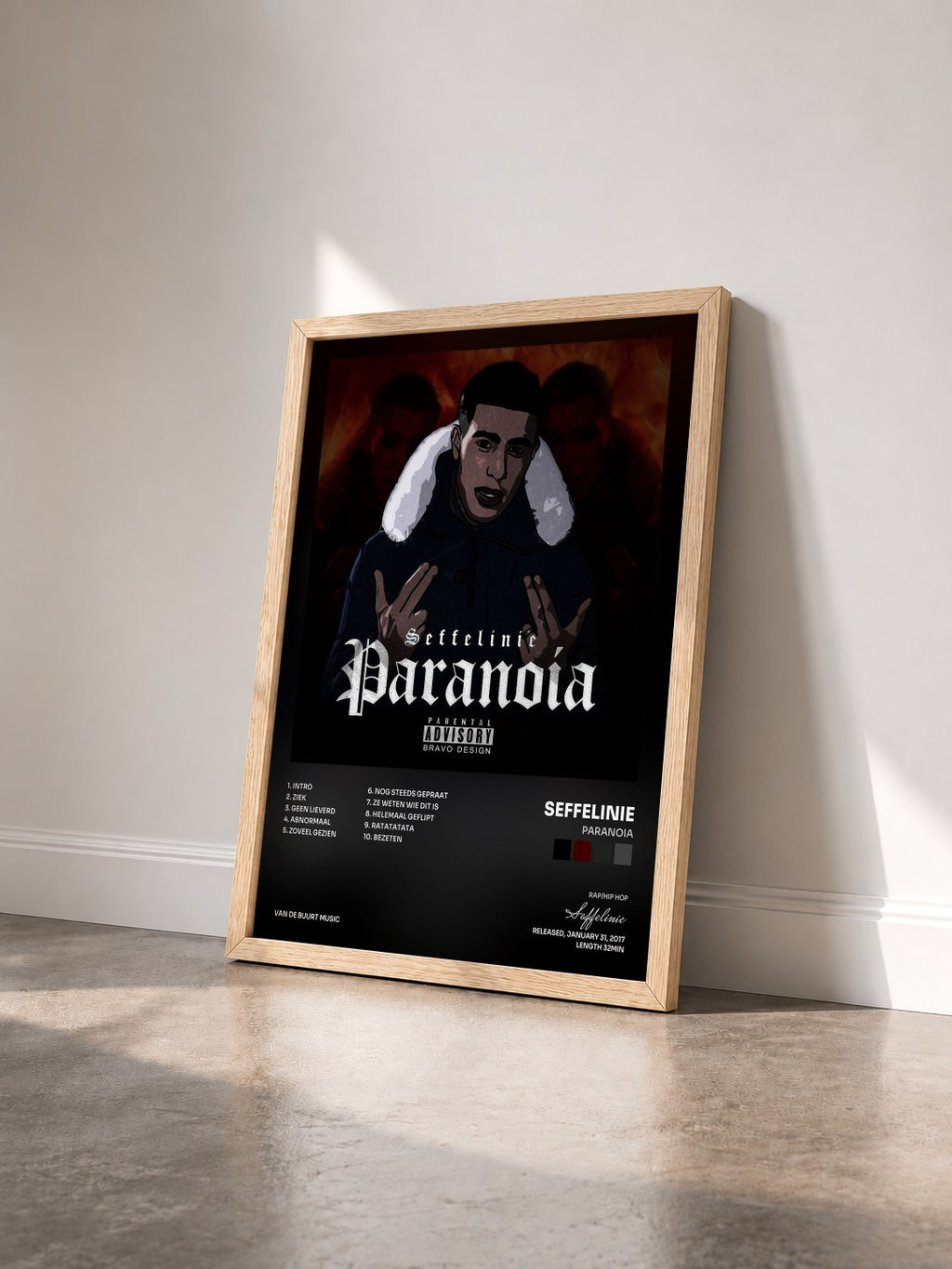 #bois Tableau de l'album Paranoia de Seffelinie vu de trois quarts, cadre en bois brut