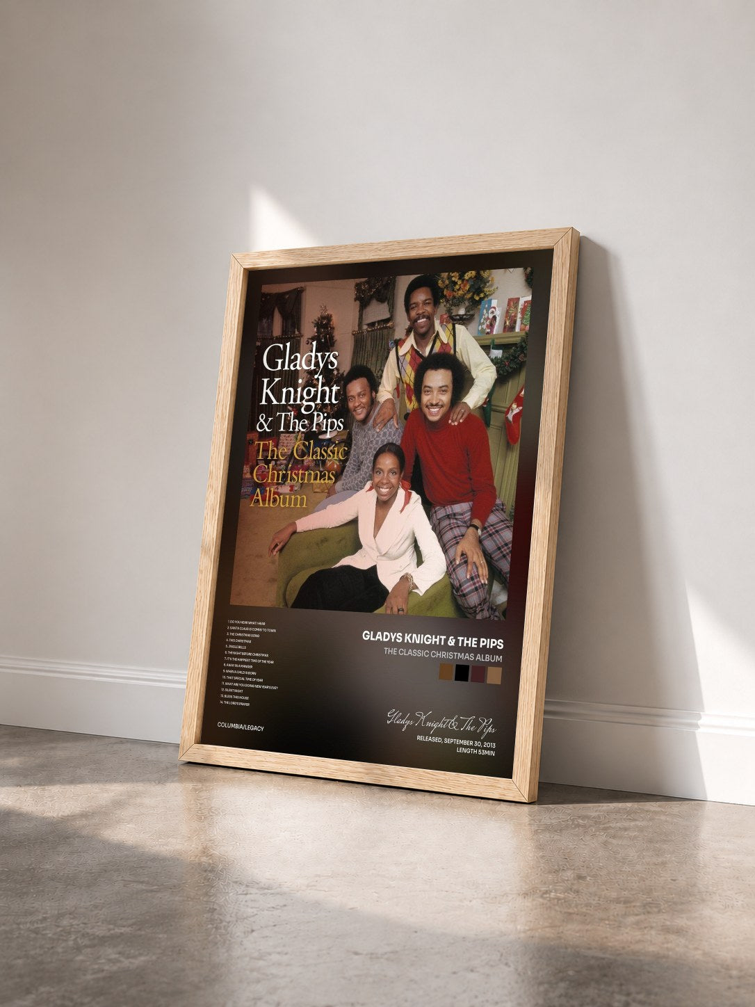 #bois Tableau de l'album The Classic Christmas Album de Gladys Knight & The Pips vu de trois quarts, cadre en bois brut