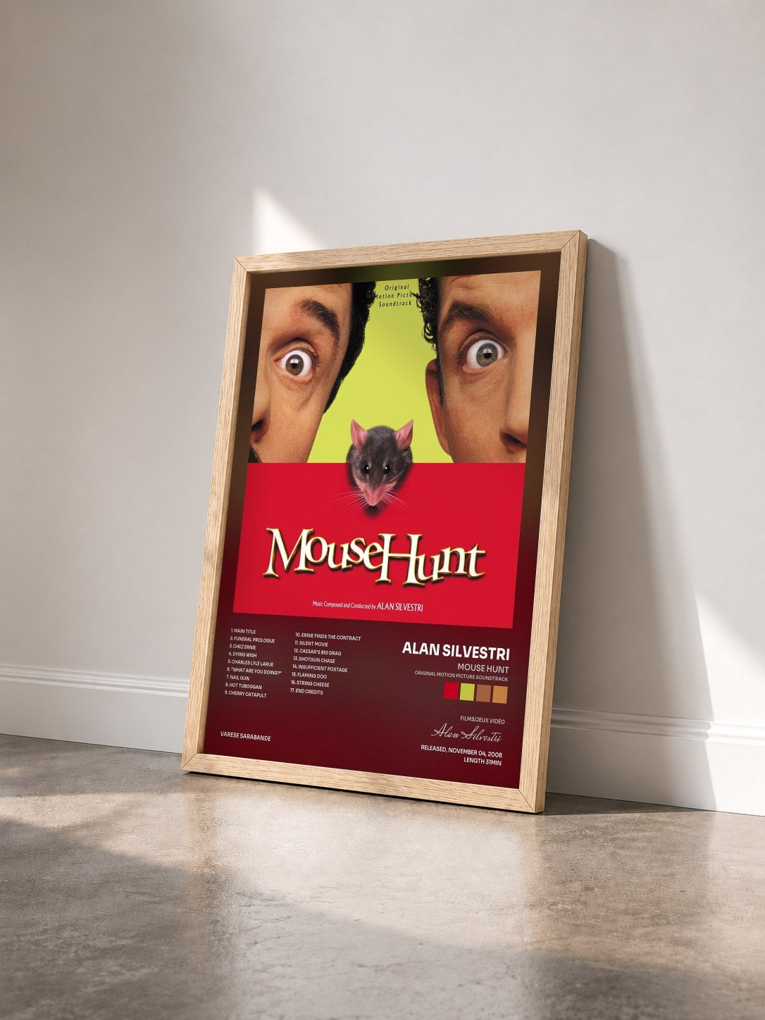 #bois Tableau de l'album Mouse Hunt (Original Motion Picture Soundtrack) de Alan Silvestri vu de trois quarts, cadre en bois brut