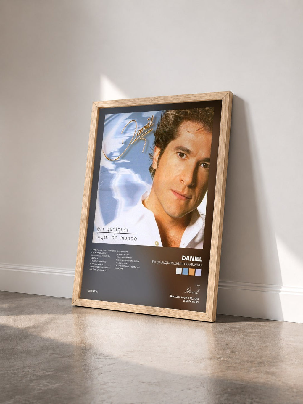 #bois Tableau de l'album Em Qualquer Lugar do Mundo de Daniel vu de trois quarts, cadre en bois brut