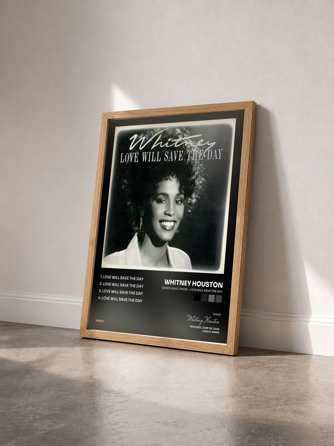 #bois Tableau de l'album Dance Vault Mixes - Love Will Save The Day de Whitney Houston vu de trois quarts, cadre en bois brut