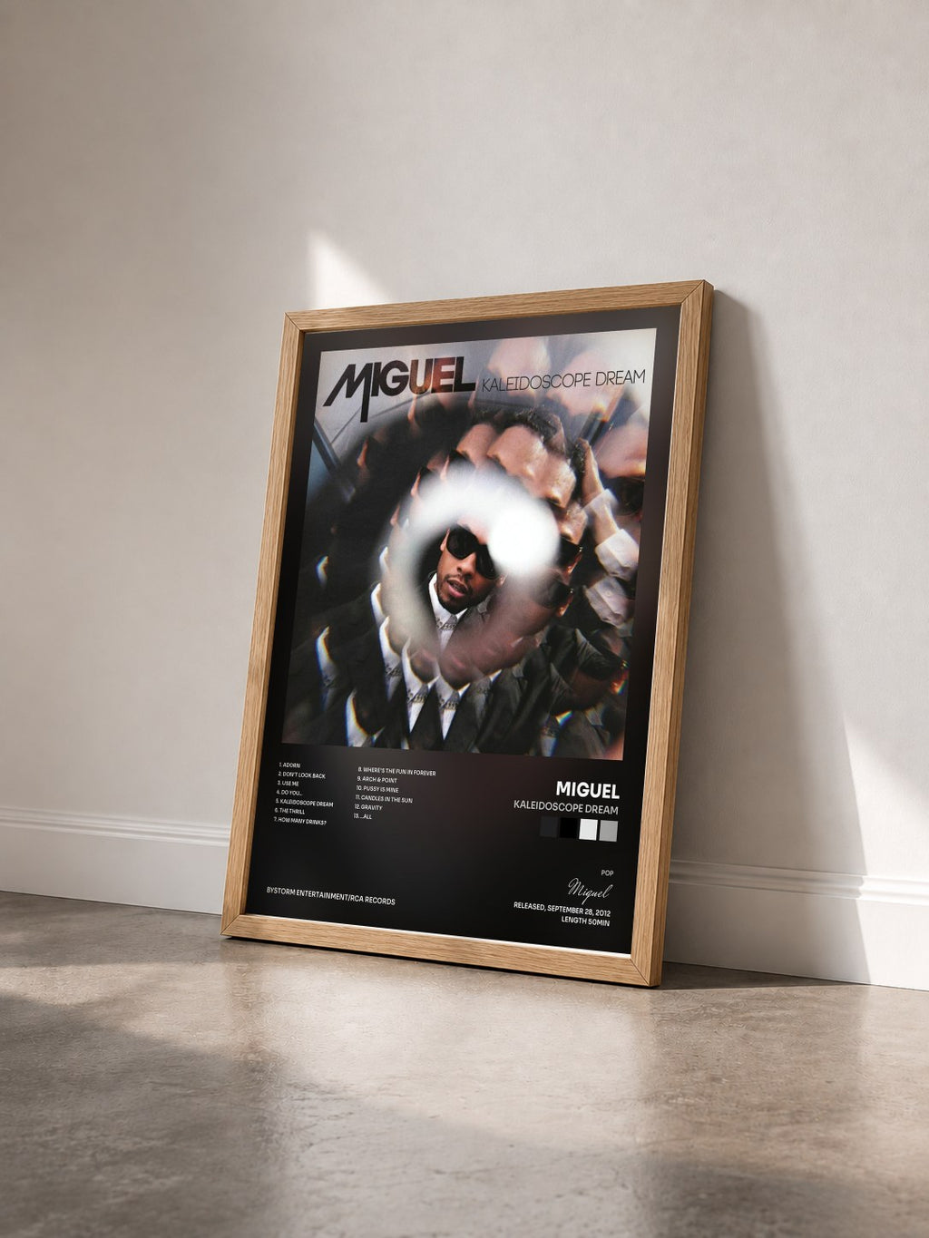 #bois Tableau de l'album Kaleidoscope Dream de Miguel vu de trois quarts, cadre en bois brut