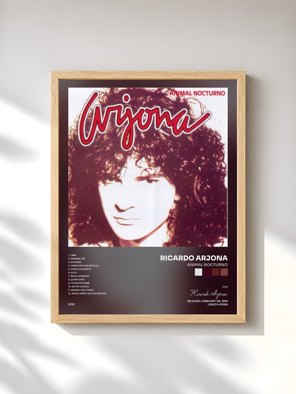 #bois Tableau de l'album Animal Nocturno de Ricardo Arjona, cadre en bois brut, imprimé et encadré en France