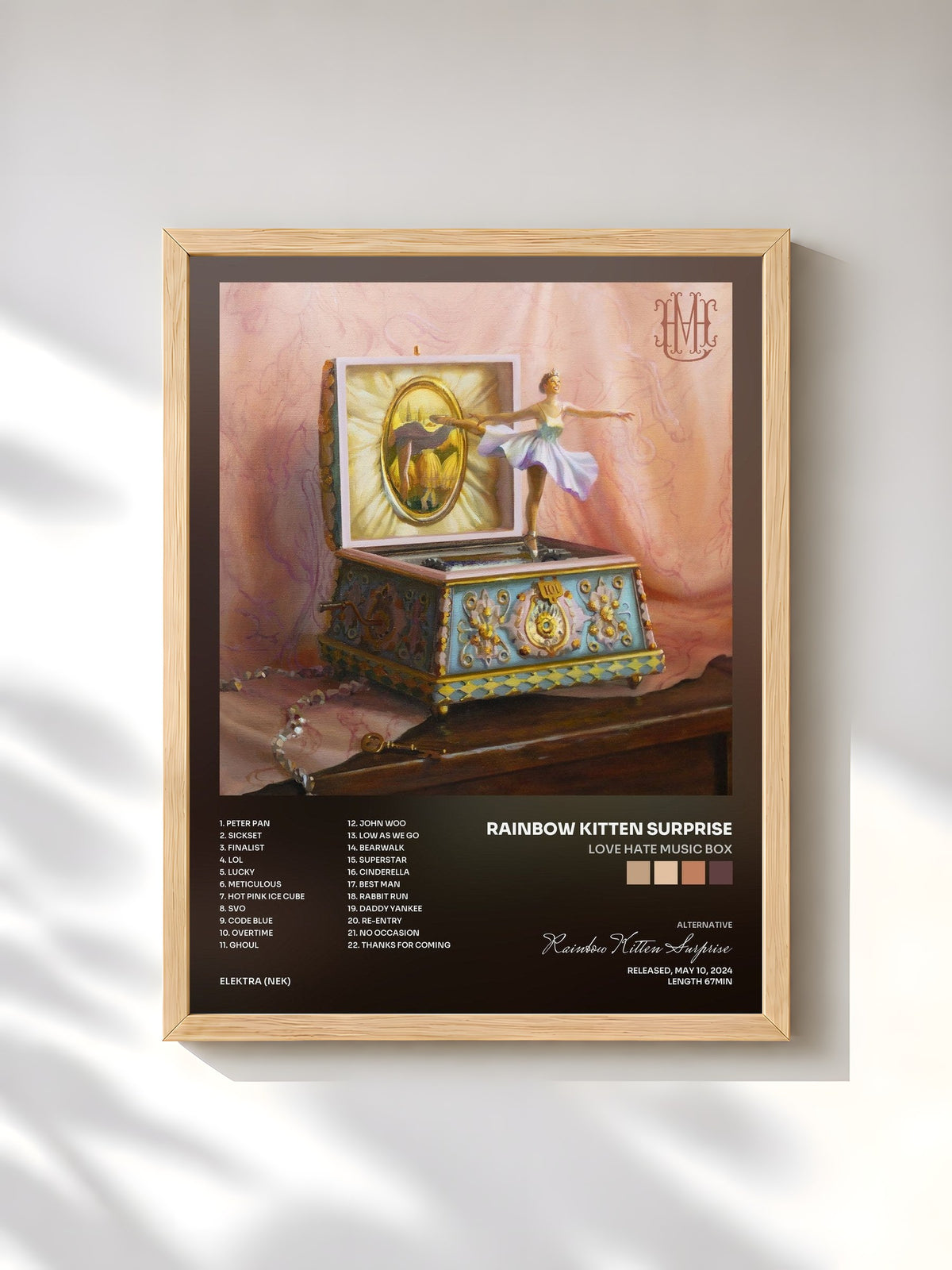 #bois Tableau de l'album Love Hate Music Box de Rainbow Kitten Surprise, cadre en bois brut, imprimé et encadré en France