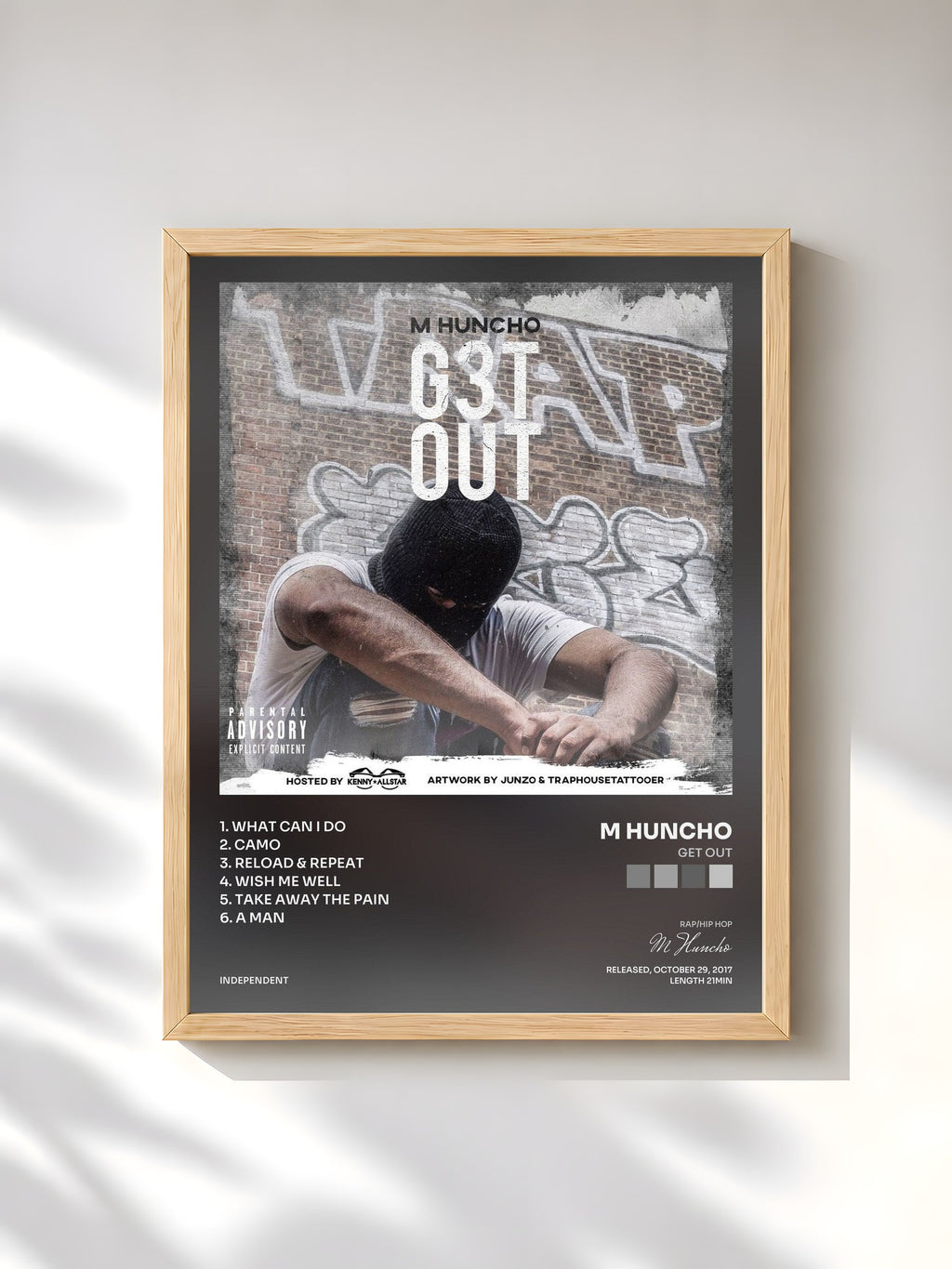 #bois Tableau de l'album GET OUT de M Huncho, cadre en bois brut, imprimé et encadré en France