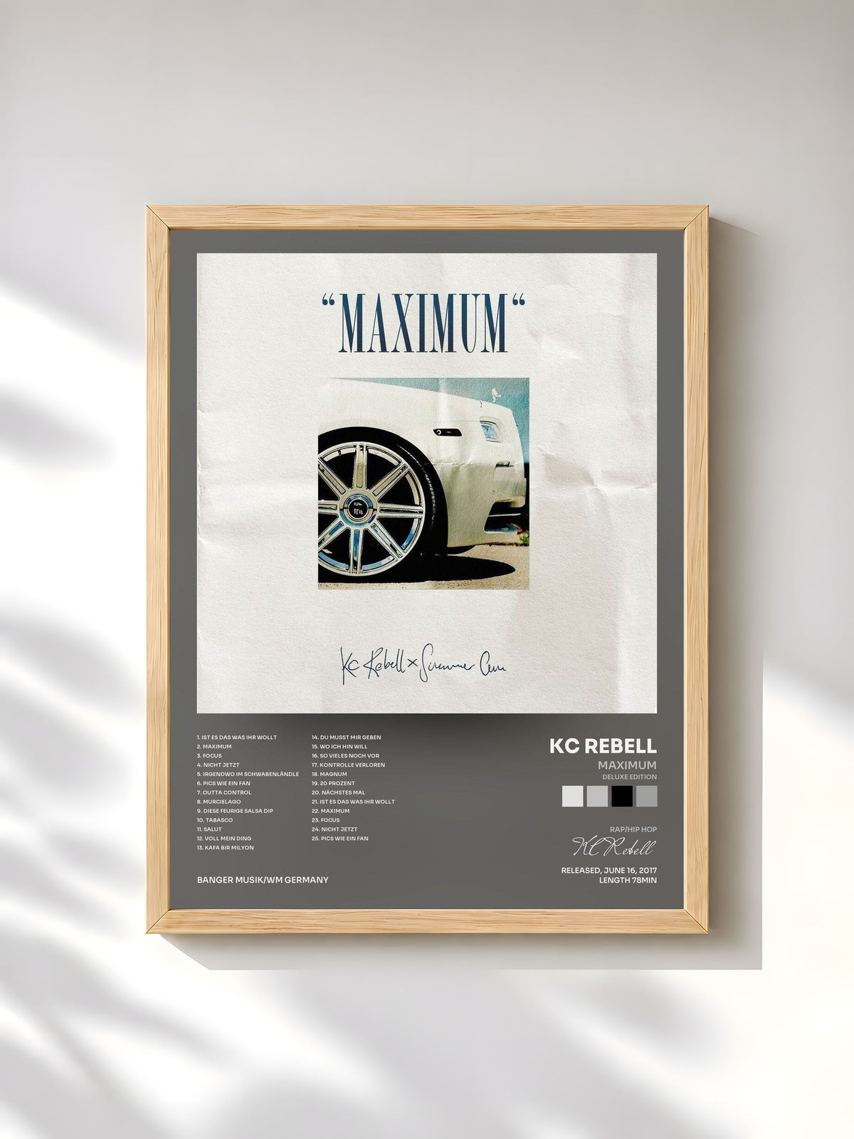 #bois Tableau de l'album Maximum (Deluxe Edition) de KC Rebell, cadre en bois brut, imprimé et encadré en France