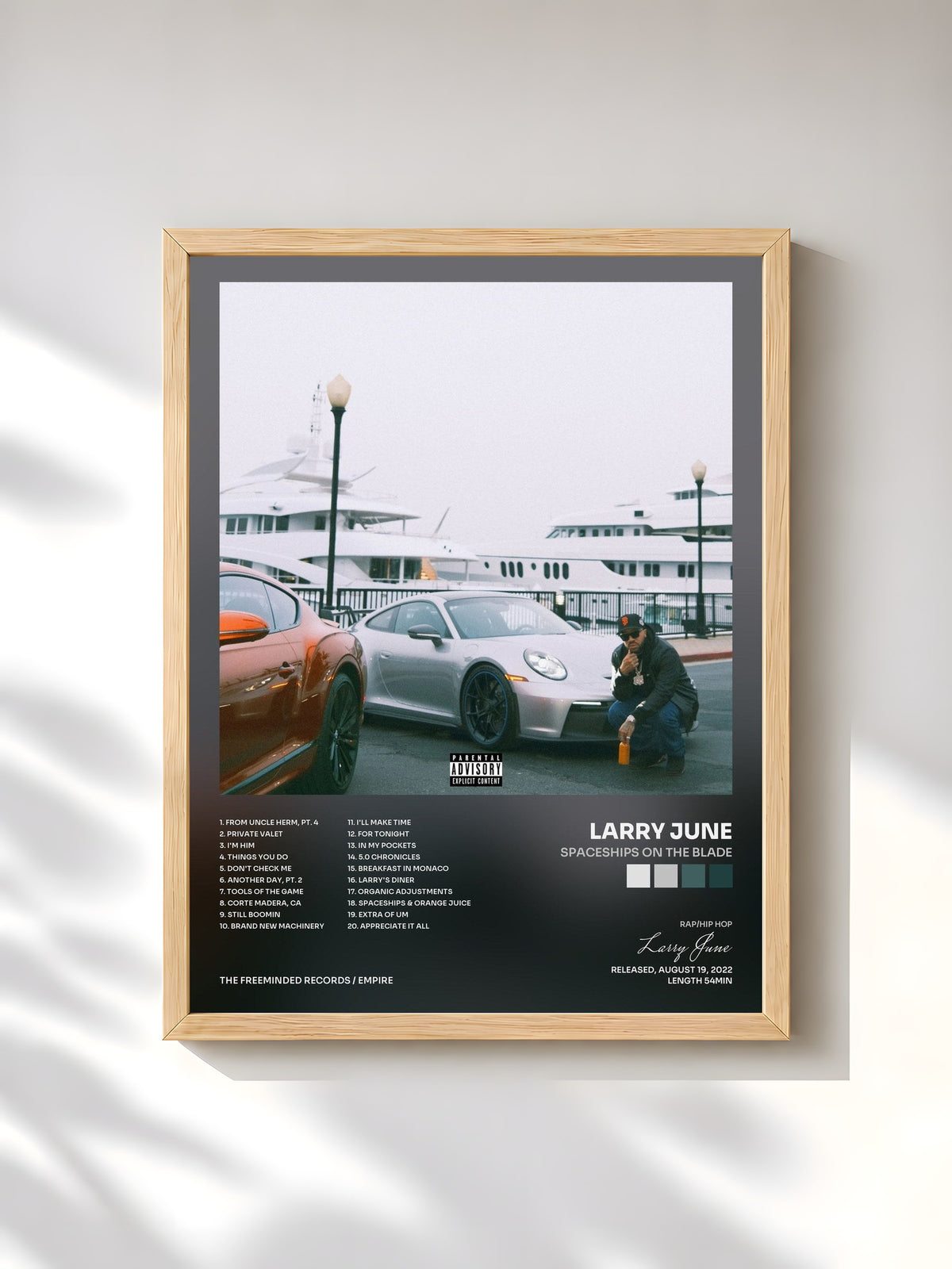 #bois Tableau de l'album Spaceships on the Blade de Larry June, cadre en bois brut, imprimé et encadré en France