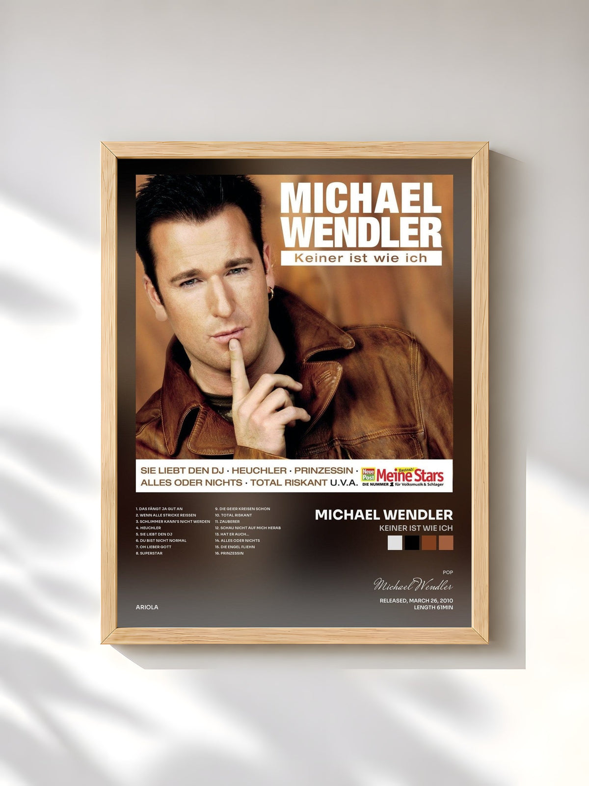 #bois Tableau de l'album Keiner ist wie ich de Michael Wendler, cadre en bois brut, imprimé et encadré en France