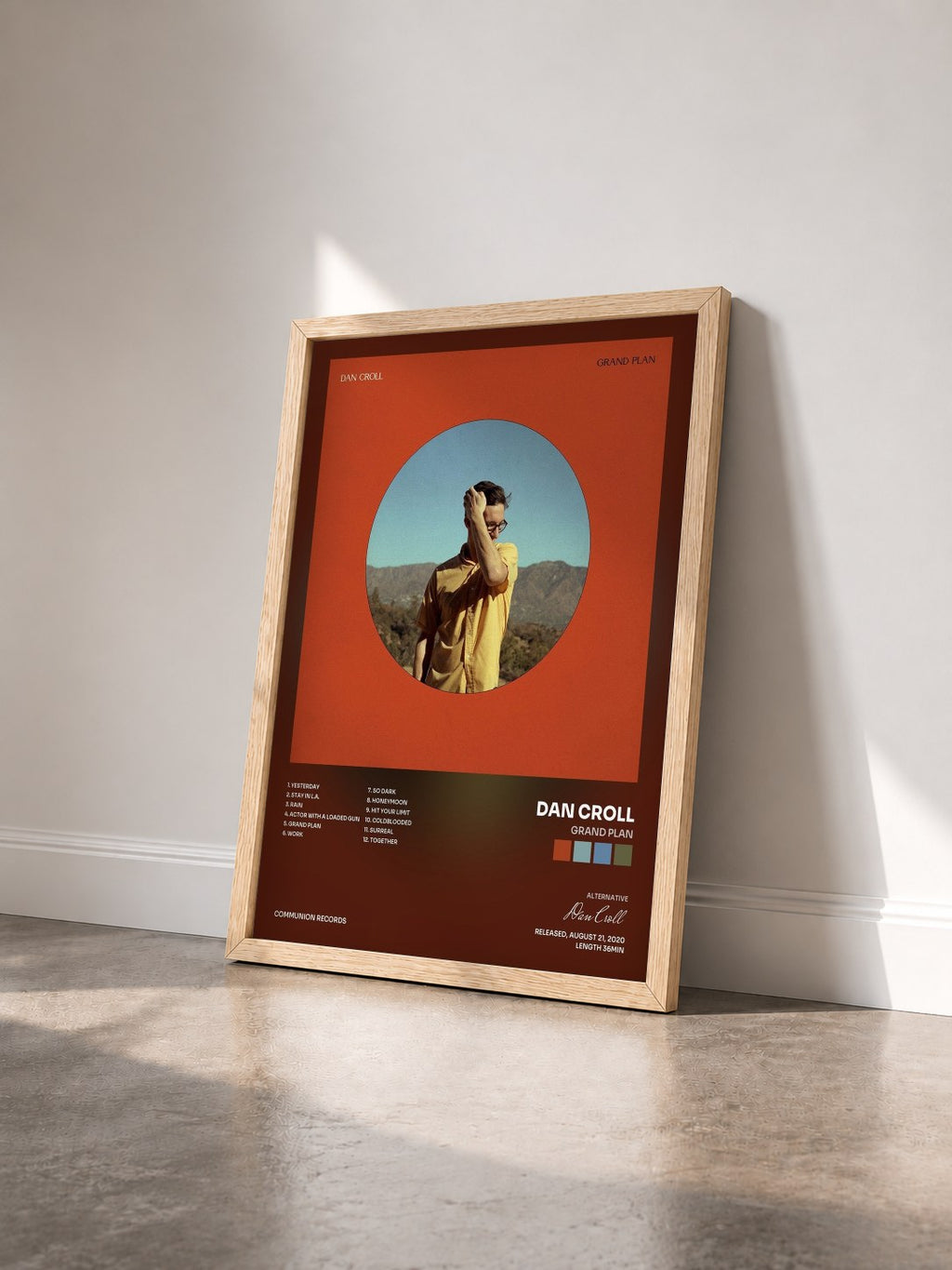 #bois Tableau de l'album Grand Plan de Dan Croll vu de trois quarts, cadre en bois brut